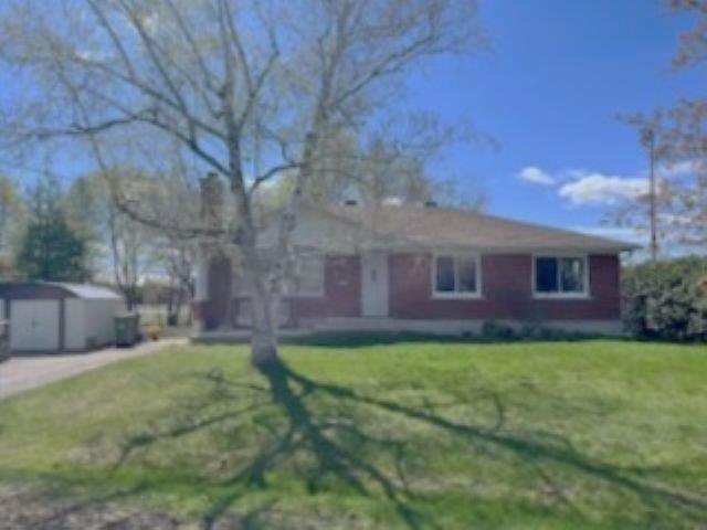 Maison de plain-pied Pointe-Claire / Centre Est - 182, Av. Duke-of-Kent