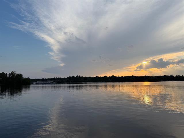 Vue sur l'eau