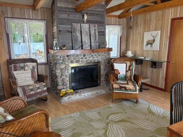 Salon : Chalet 1