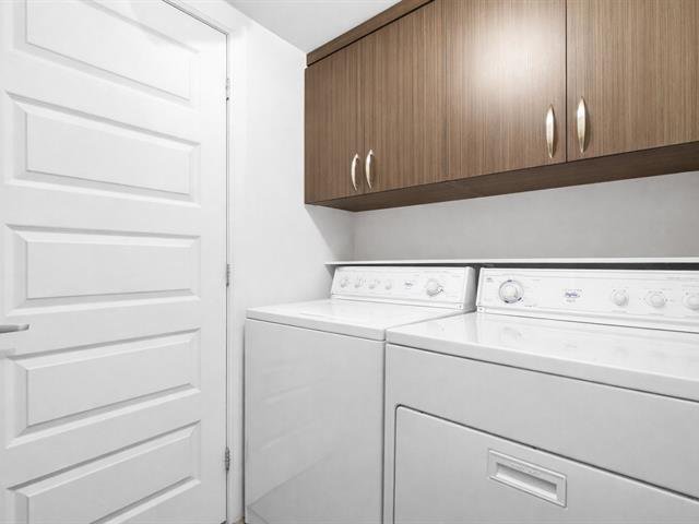 Salle de lavage : + Grand rangement fermé pour; congélateur, Vélo...