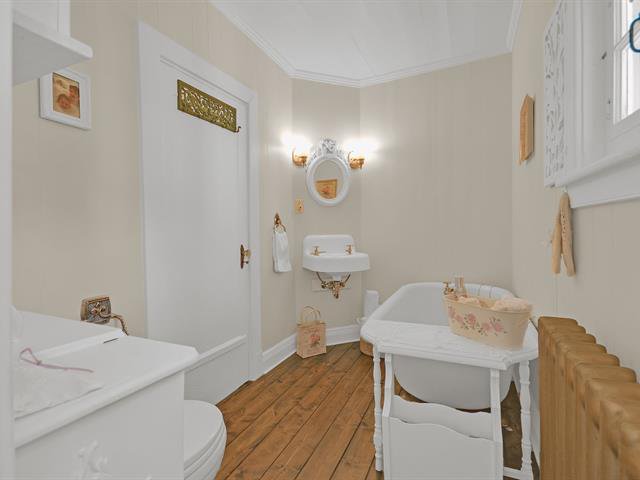 Salle de bains attenante à la CCP