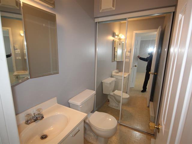 Salle de bains attenante à la CCP