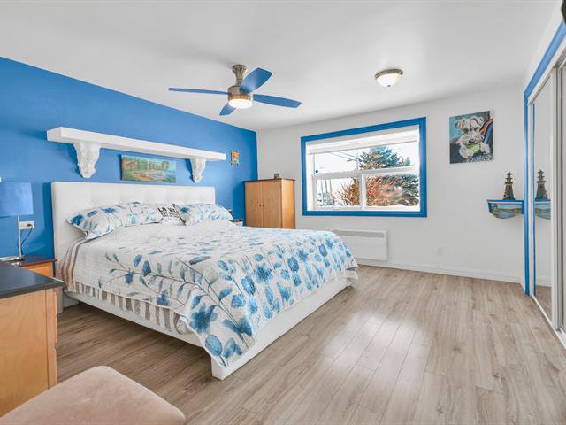 Chambre à coucher principale : Maison principale