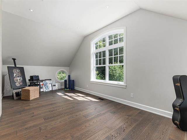 Playroom : Studio/office/yoga room
