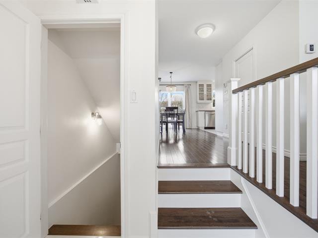 Hallway : Entrance hall