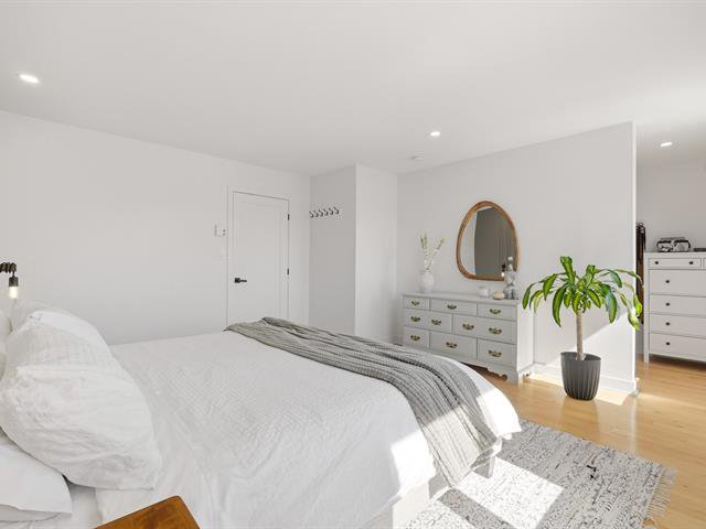 Chambre à coucher principale : Magnifiques! Avec walk-in!