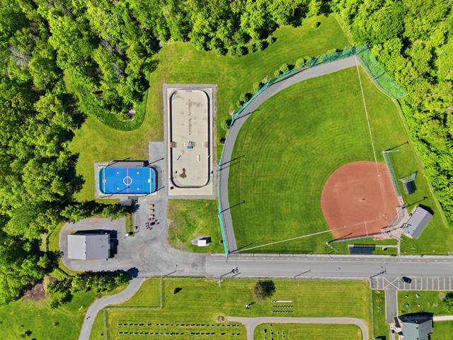 Vue des installations sportives et récréatives