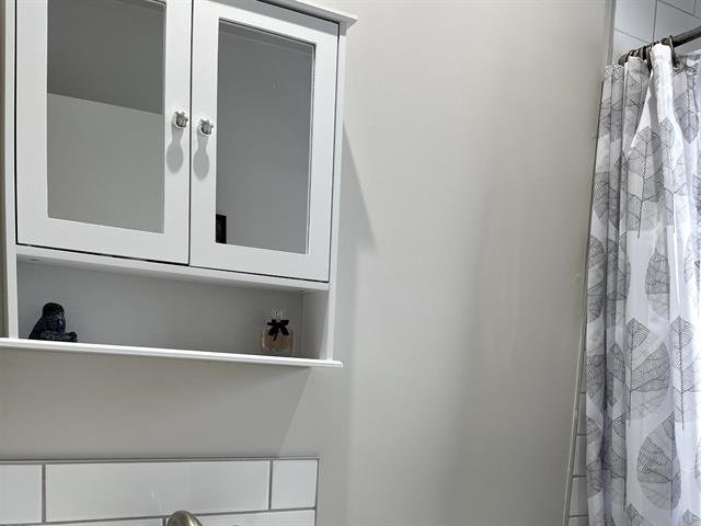 Salle de bains : rdc