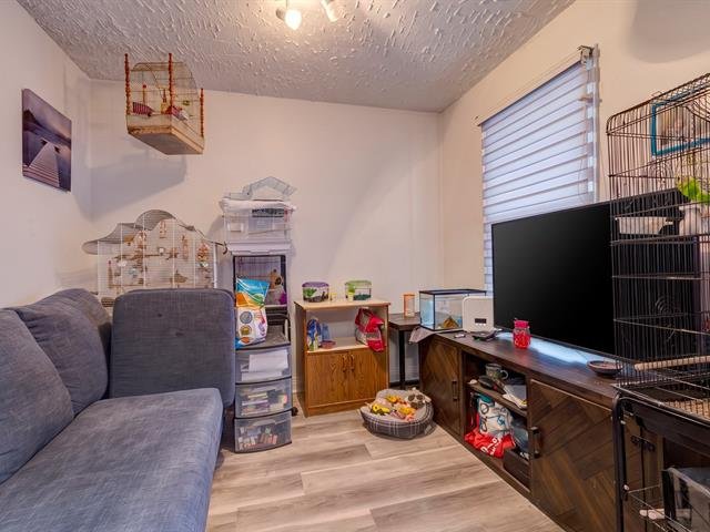 Salon : 1214