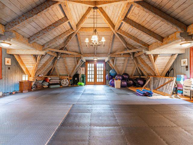 Exercise studio/wellness centre